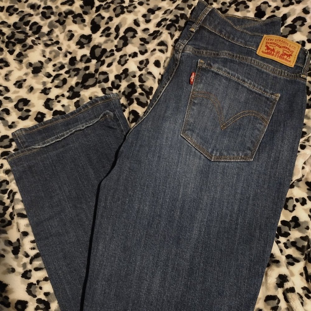 Levi jeans